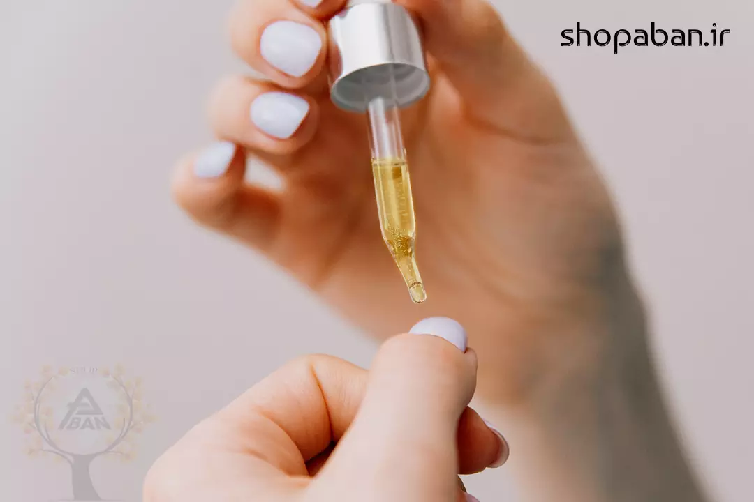 استفاده از انواع روغن برای خشک کردن لاک ناخن