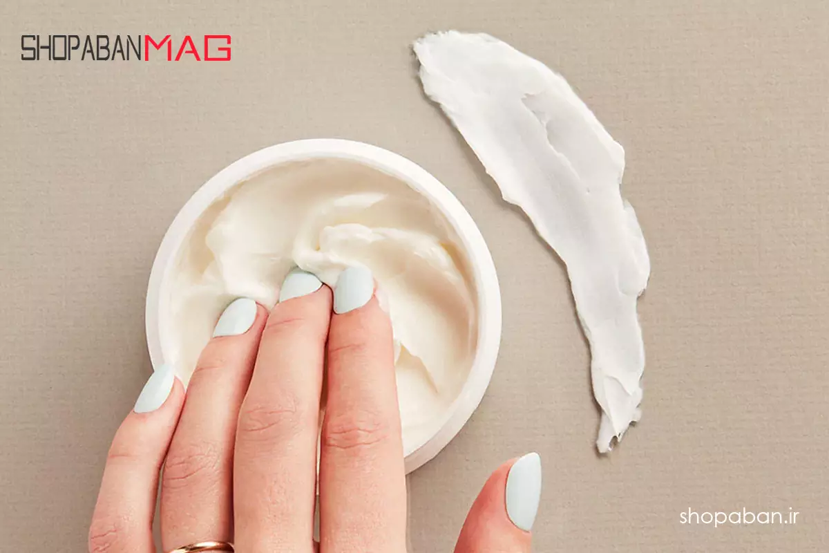 خامه بدن چیست؟ اهمیت استفاده از آن برای مراقبت پوست 1 خامه بدن چیست و چرا باید از آن استفاده کنیم