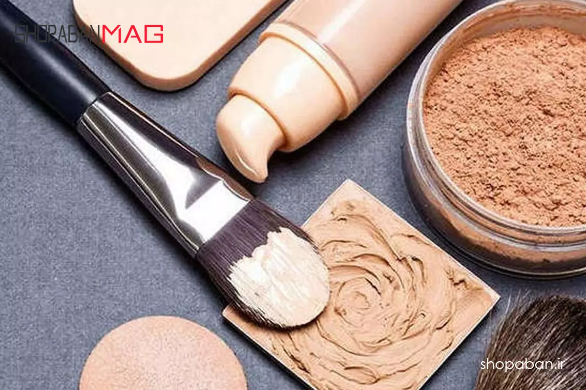 مقایسه کرم پودر استیکی با انواع کرم پودر با 10 روش کاربردی 8 اعمال کرم پودر استیکی در مقایسه با مایع روی صورت