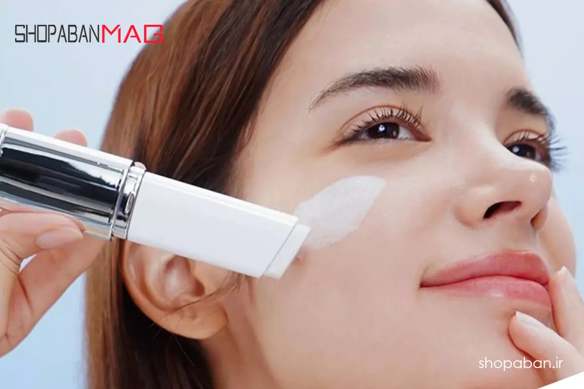 بهترین کرم پودر استیکی + معرفی 6 برند پرفروش 1 کشف بهترین کرم پودر استیکی ایرانی و خارجی. بررسی جامع 6 برند پرفروش