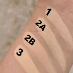 swatch رنگ‌های ۱، ۲A، ۲B و ۳ پنکک دونامون لاکچری روی پوست