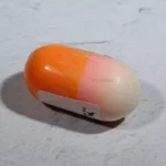 رنگ و شکل صابون کپسولی ویتامین سی و گلوتا